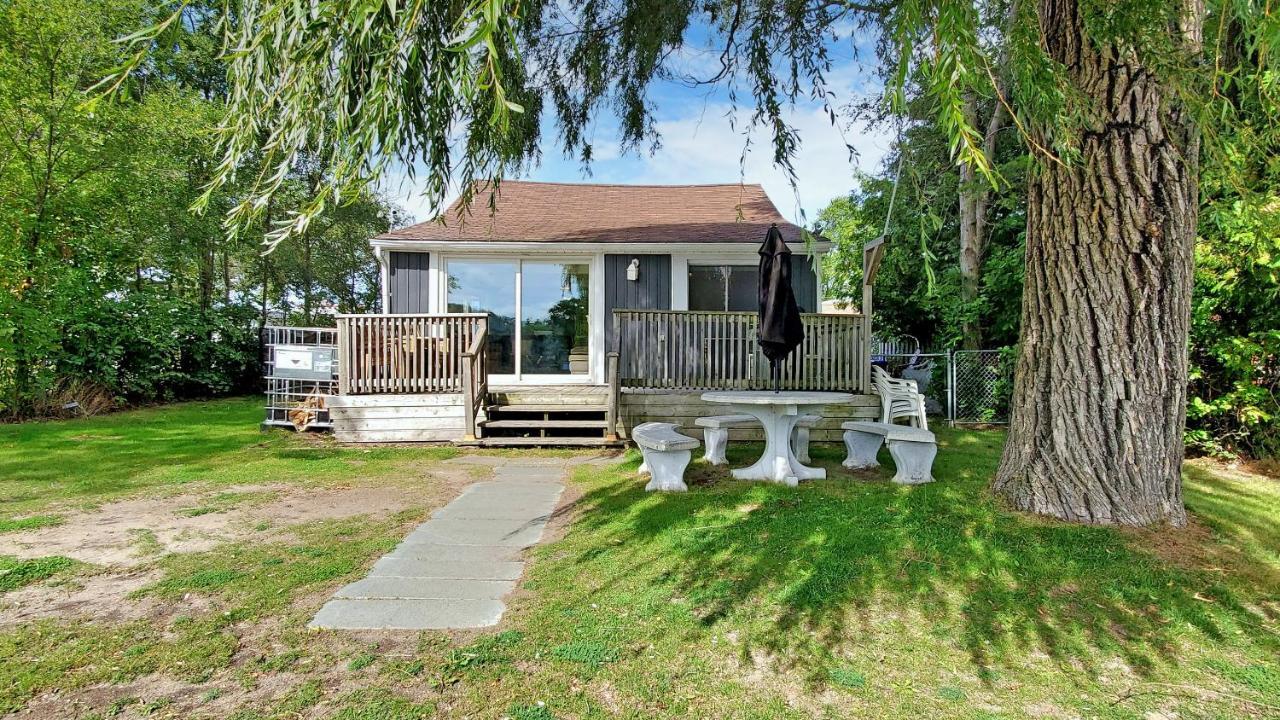 Main Beach River Retreat - Wasaga Beach 1 - Main Strip - 95 Mosley St Eksteriør billede