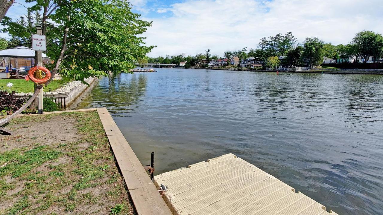 Main Beach River Retreat - Wasaga Beach 1 - Main Strip - 95 Mosley St Eksteriør billede